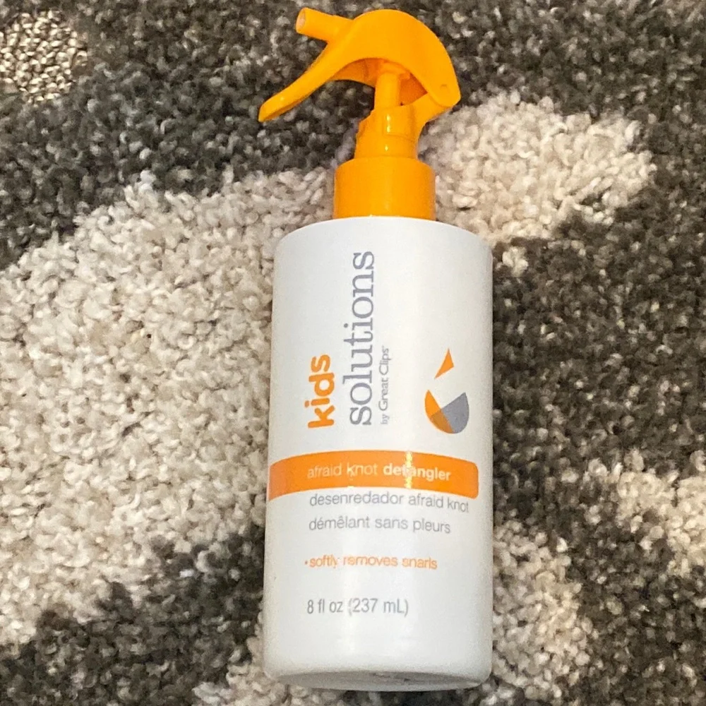 NEW. Kids Solutions by Great Clips. Afraid knot Detangler. 8 fl oz.